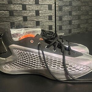 Adidas basketball AE